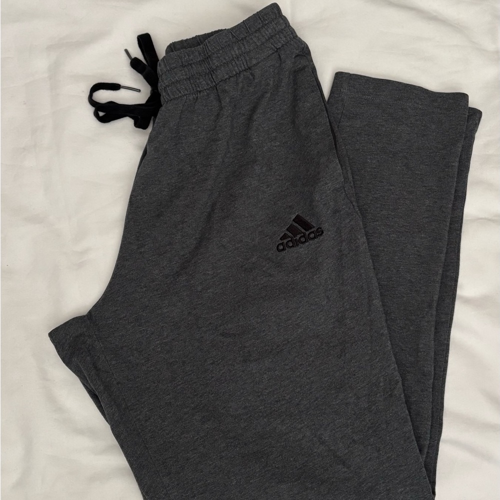Adidas boys (youth) Gray Jogger Pants